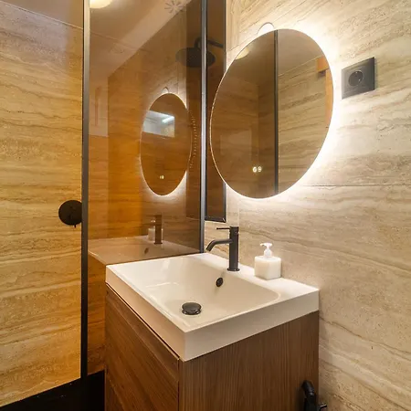 Whome Prime Aparts - Sé